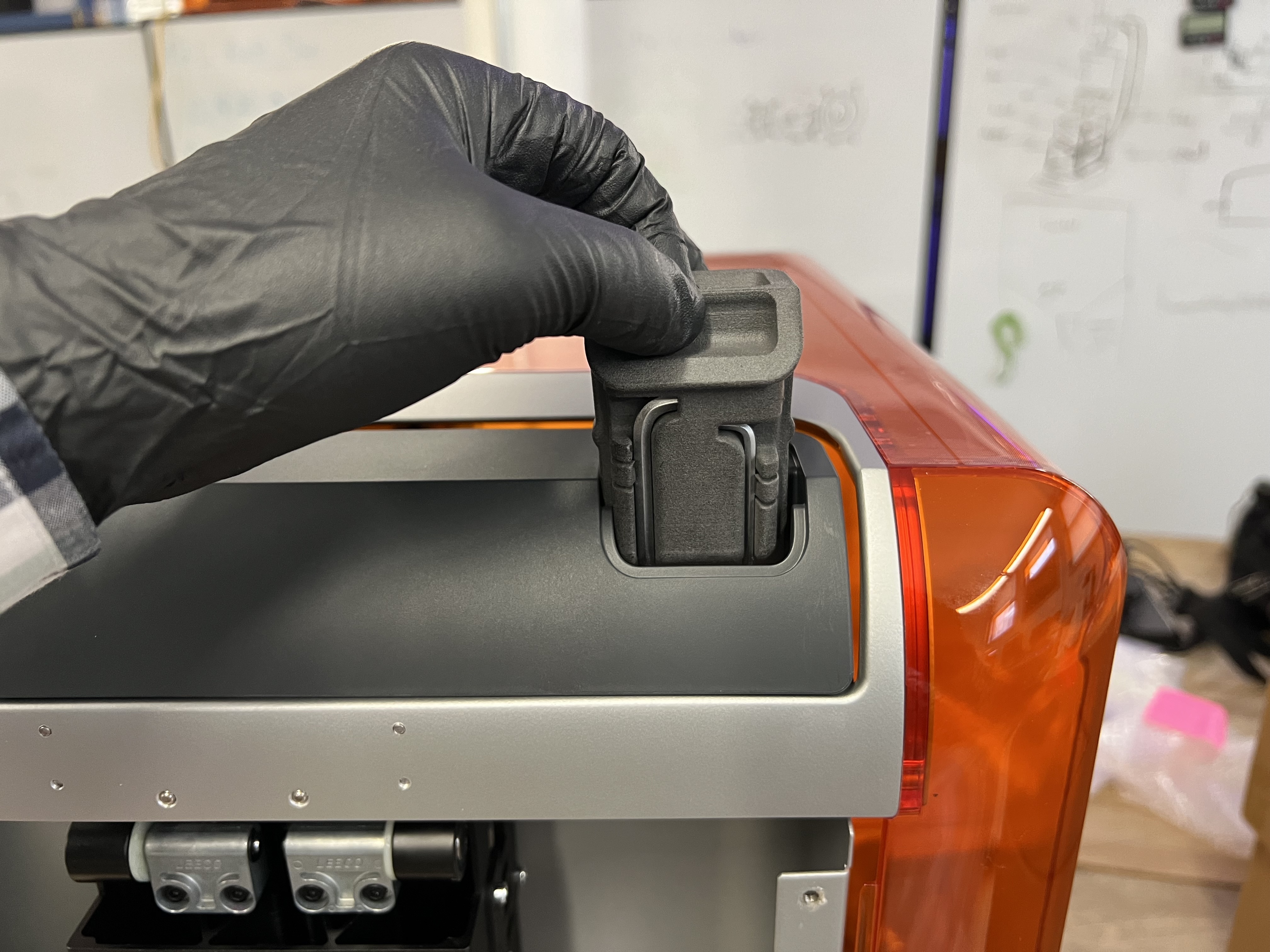 Replacing the Form 4 Z-axis limit switch